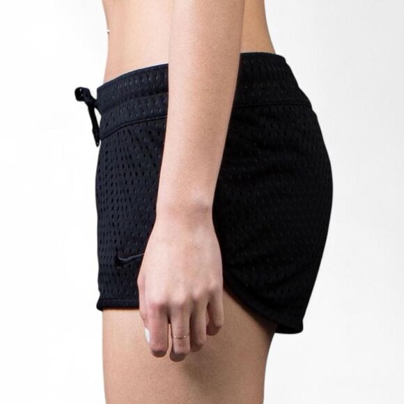 NikeLow Waist Blackout Dri-Fit Mesh Athletic Shorts W/ Drawstring Waist. M. - Picture 2 of 8